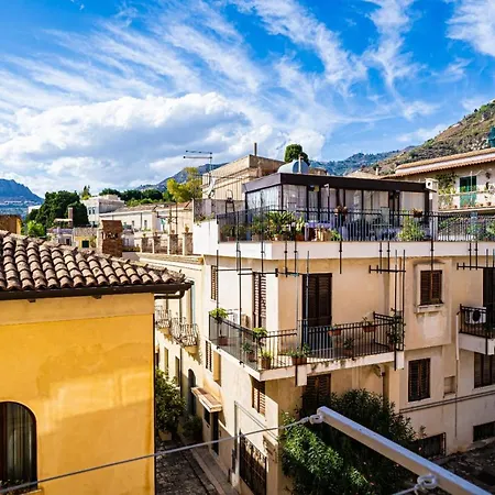 Casa Carmine - Centro Apartment *